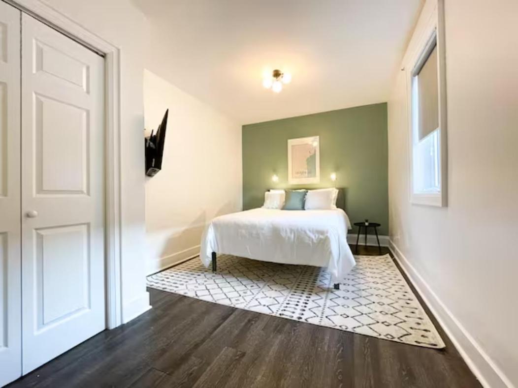 Lake Superior Boutique Hotel ธันเดอร์เบย์ ภายนอก รูปภาพ
