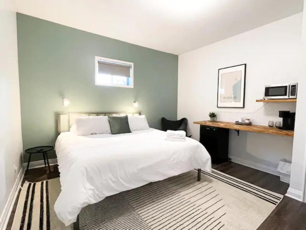 Lake Superior Boutique Hotel ธันเดอร์เบย์ ภายนอก รูปภาพ