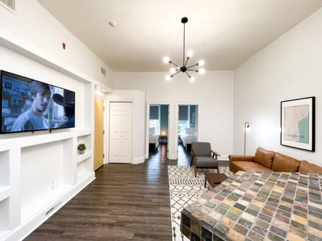 Lake Superior Boutique Hotel ธันเดอร์เบย์ ภายนอก รูปภาพ